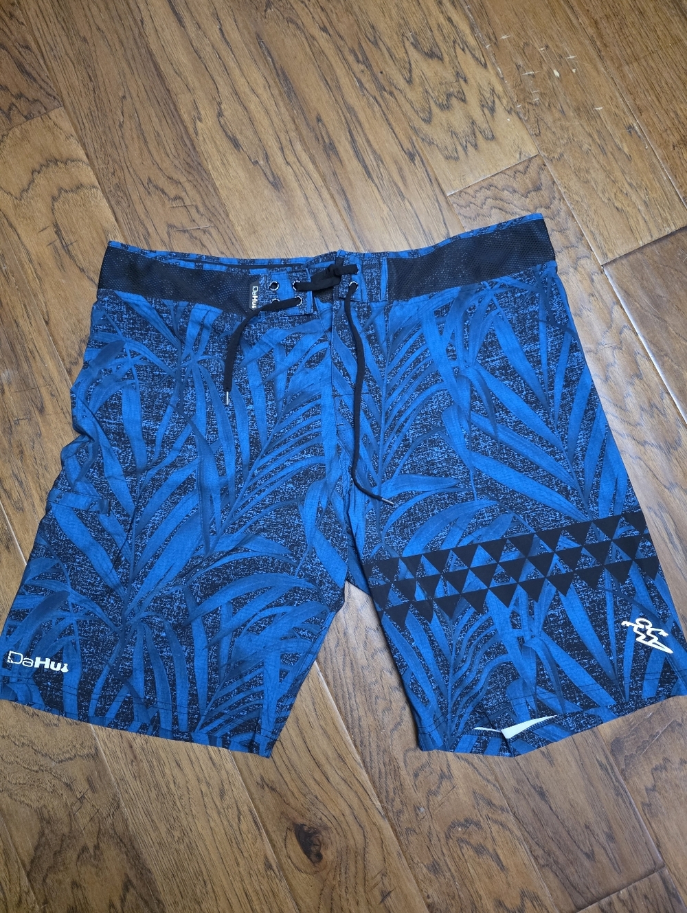 Men's Da Hui Blue/ Black Tropical Print Swim Shorts sz 38